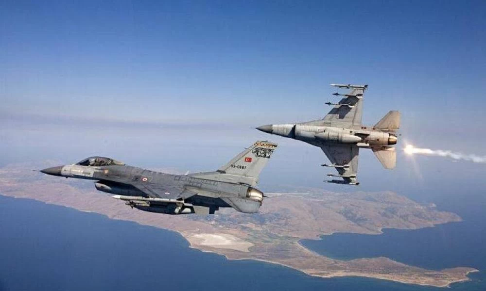 Το βιολί τους οι Τούρκοι: F-16 πάνω από Μακρονήσι και Ανθρωποφάγους